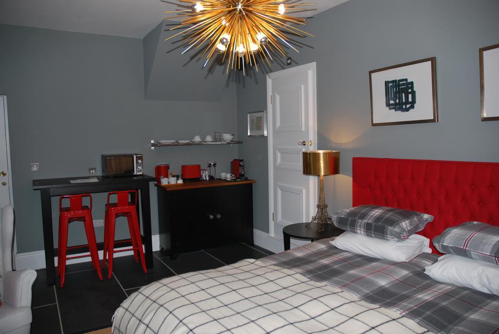 Montpellier House Bed and Breakfast Newport Pagnell Buitenkant foto