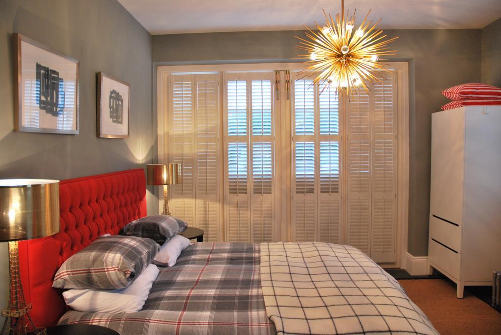 Montpellier House Bed and Breakfast Newport Pagnell Buitenkant foto
