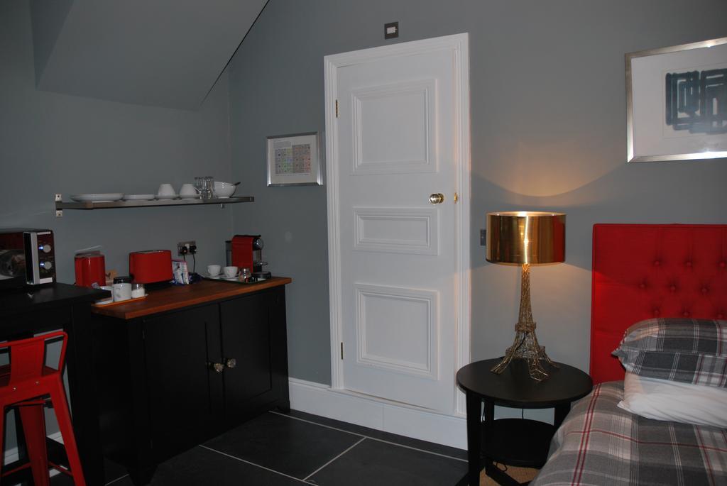 Montpellier House Bed and Breakfast Newport Pagnell Buitenkant foto