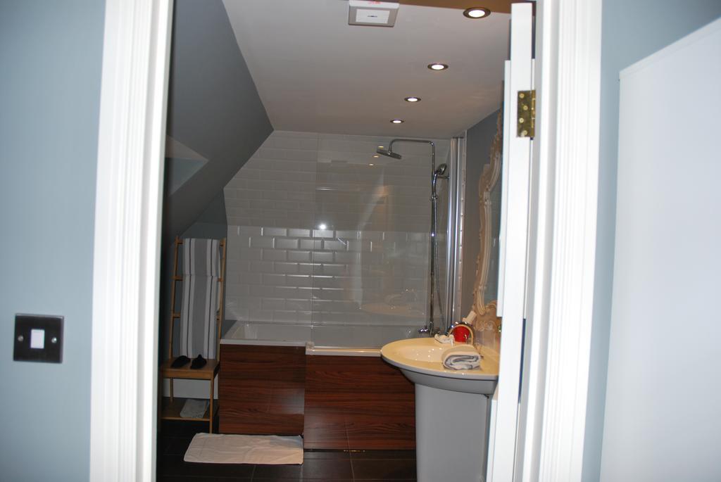 Montpellier House Bed and Breakfast Newport Pagnell Buitenkant foto